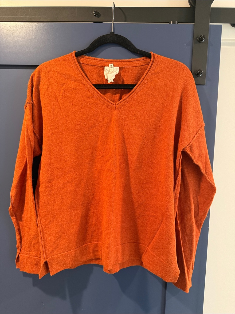 Women's V-Neck Lightweight Sweater in Deep Orange